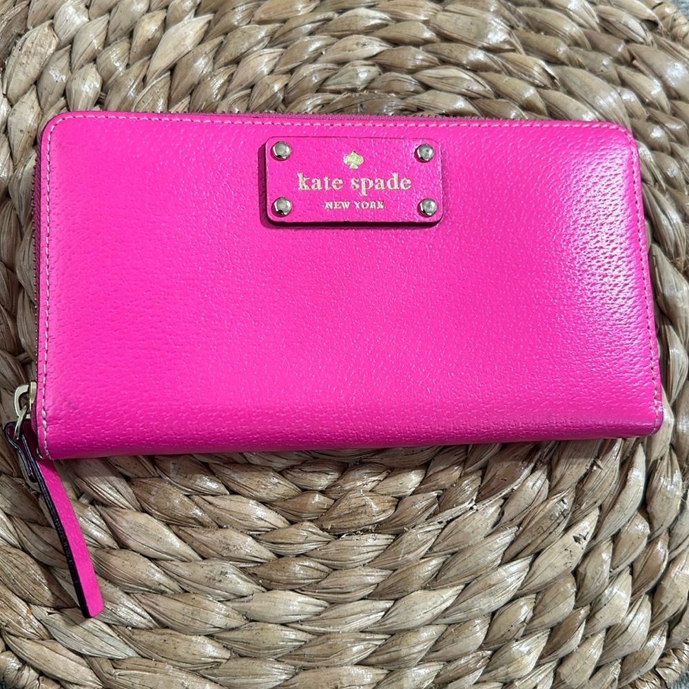 Kate Spade Pink Wallet